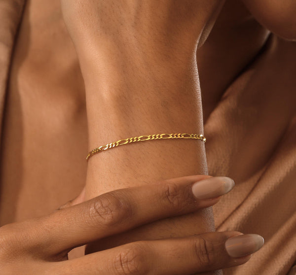 14K Gold Figaro Chain Bracelet , Everyday Bracelet Chain , Gold Chain Bracelet , Birthday Gift , Chain Bracelet , Gift for Women ,Chain Gift